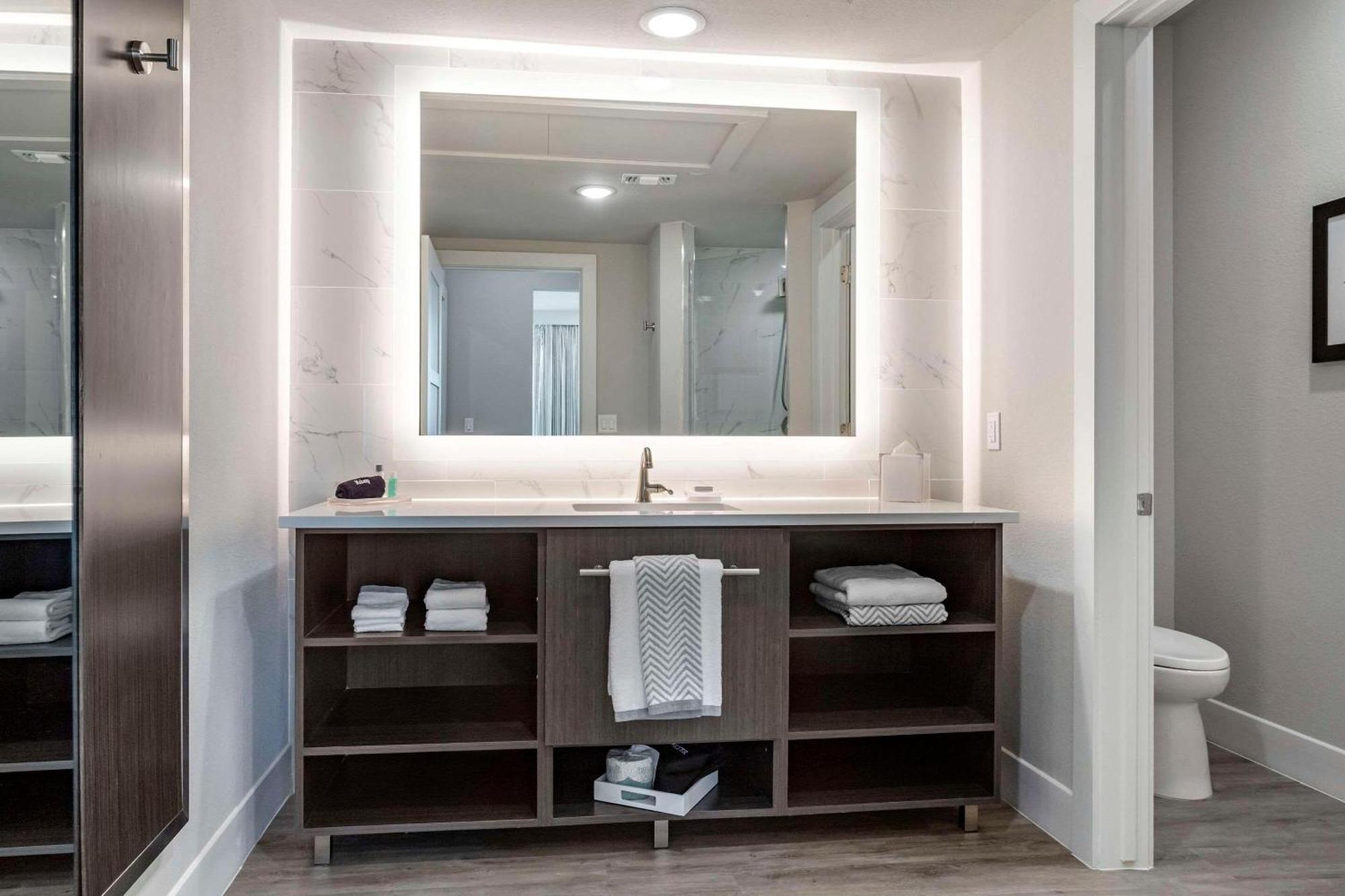 Cambria Hotel Austin Uptown Near The Domain المظهر الخارجي الصورة