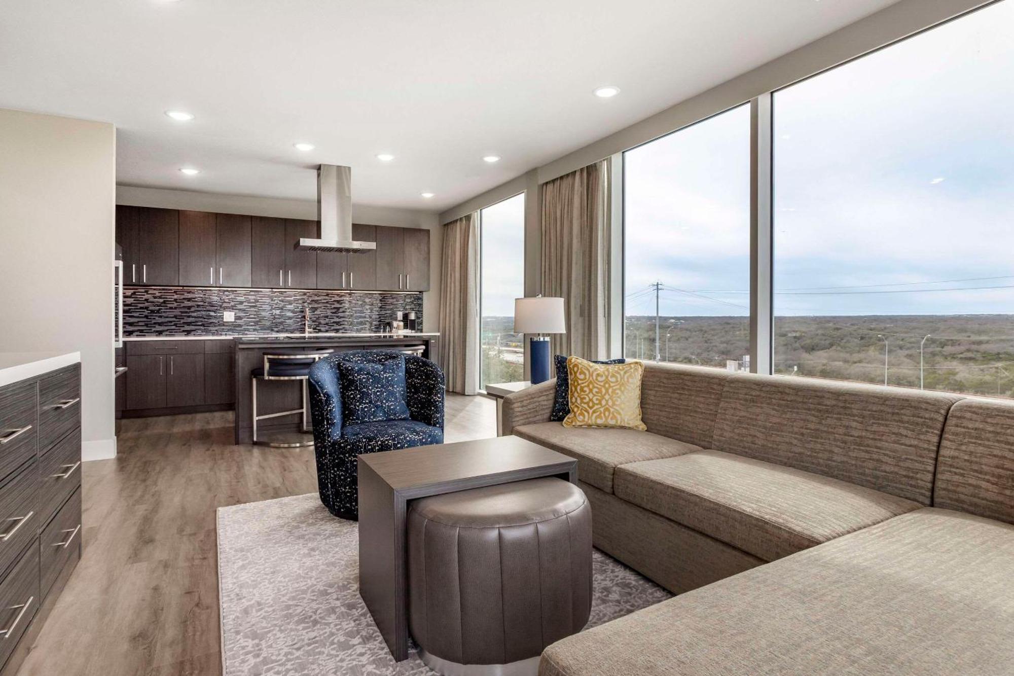 Cambria Hotel Austin Uptown Near The Domain المظهر الخارجي الصورة